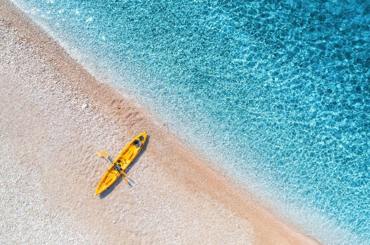メタイナGalapagus Privat Beach & Boat Dockアパートメント エクステリア 写真
